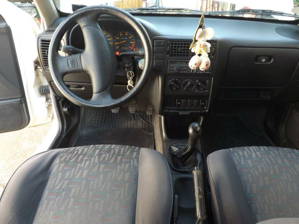 Image 20/50 of SEAT Cordoba 1.6i (1994)