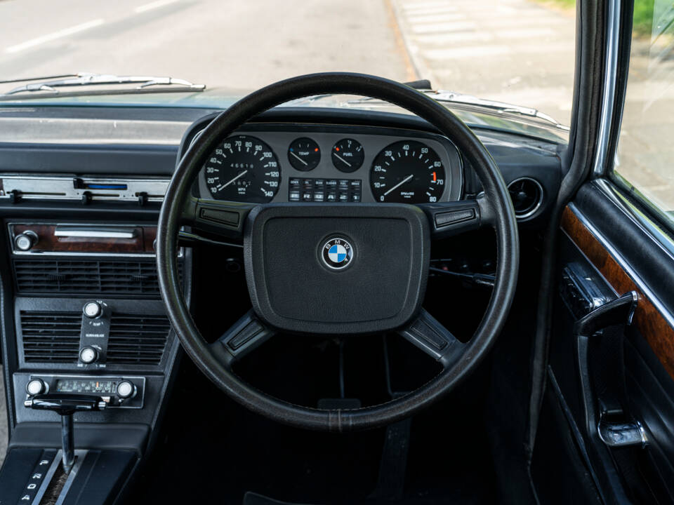 Afbeelding 15/29 van BMW 3,3 L (1975)