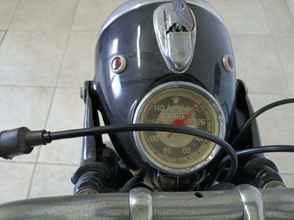 Bild 8/27 von BMW DUMMY (1957)