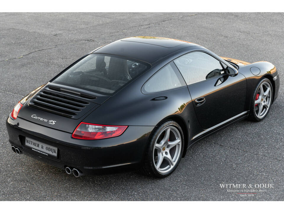 Image 3/29 of Porsche 911 Carrera 4S (2008)