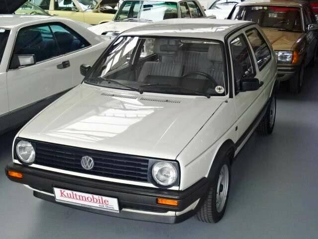 Image 2/29 de Volkswagen Golf II 1.6 (1987)