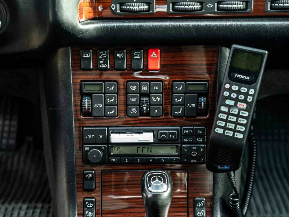 Afbeelding 11/13 van Mercedes-Benz S 500 (1995)