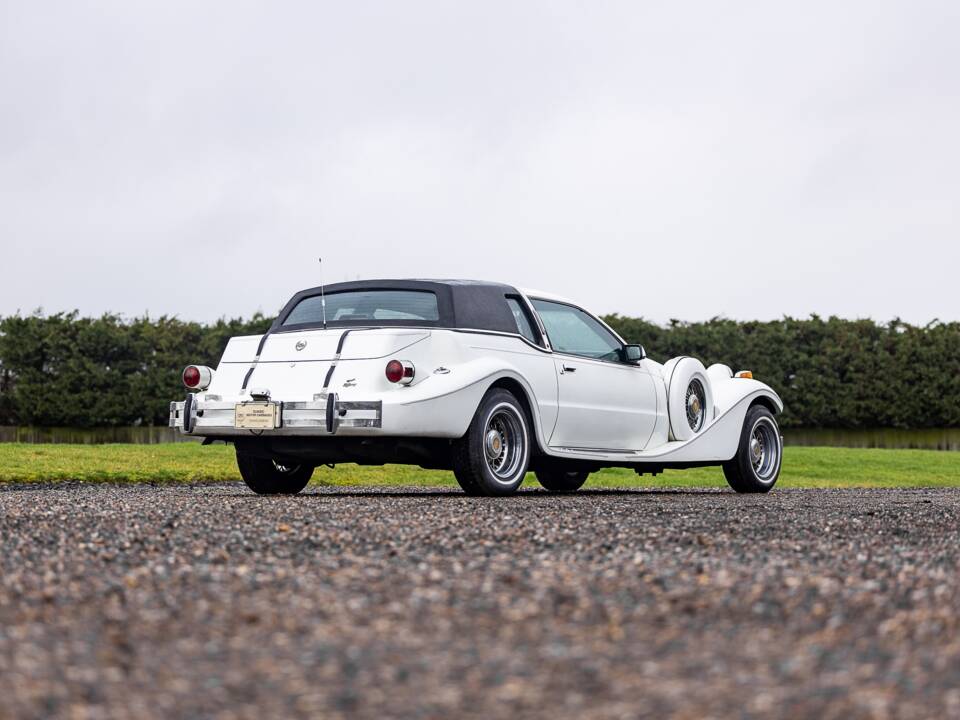 Image 9/50 of CMC Tiffany (1988)