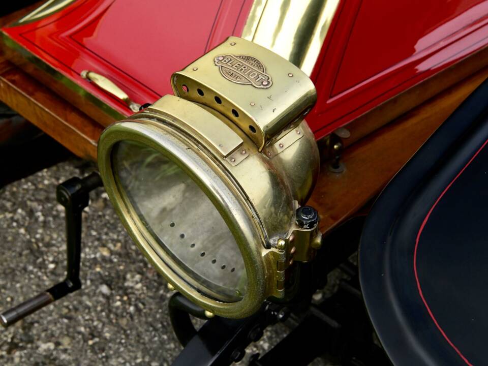 Image 30/50 of Renault Type DG (1913)