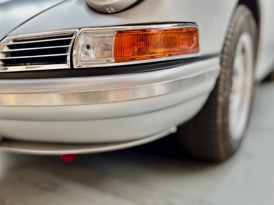 Bild 94/99 von Porsche 911 Carrera 3.2 (1983)