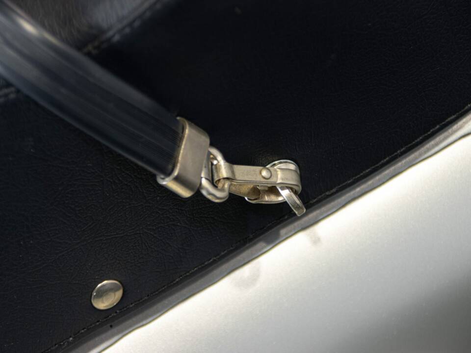 Bild 48/50 von Piaggio Vespa 150 GS (1958)