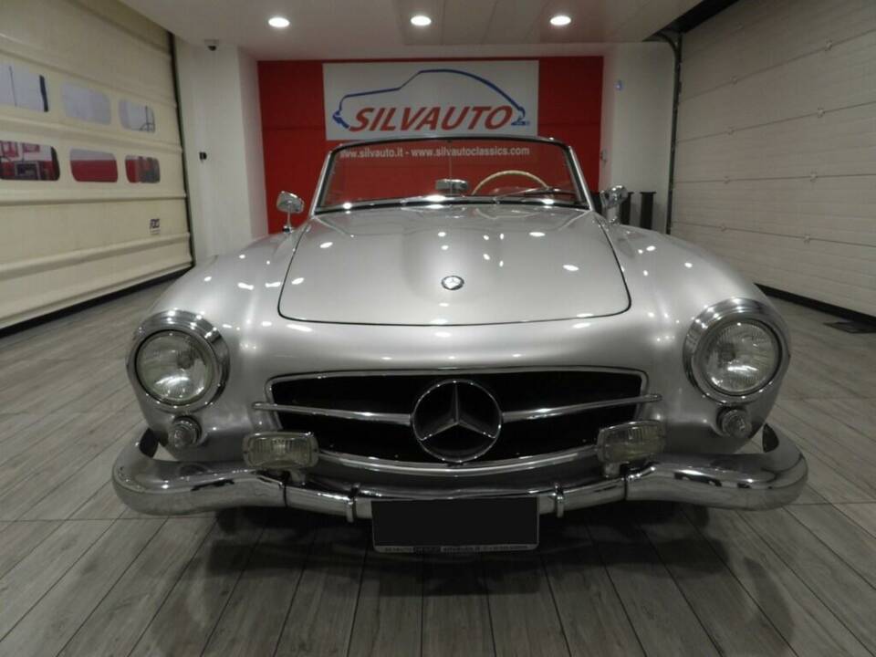 Image 2/15 of Mercedes-Benz 190 SL (1961)