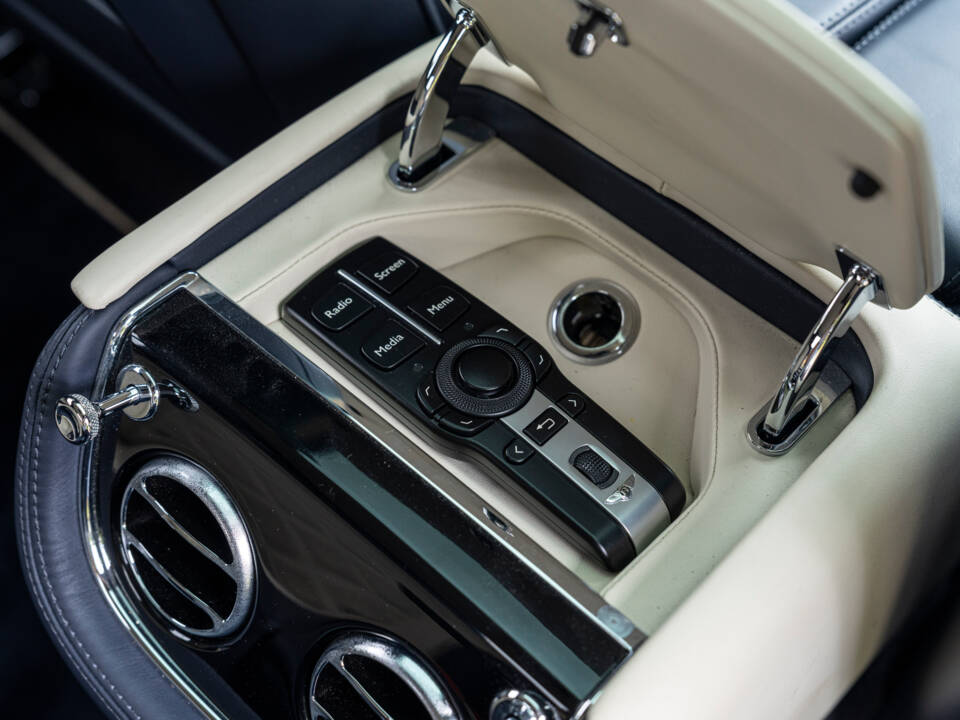 Bild 34/40 von Bentley Mulsanne Speed (2015)