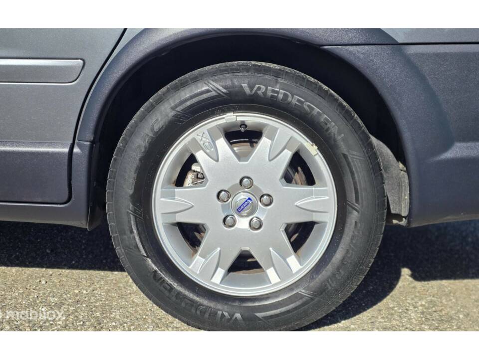Bild 4/34 von Volvo XC70 2.5T AWD (2006)