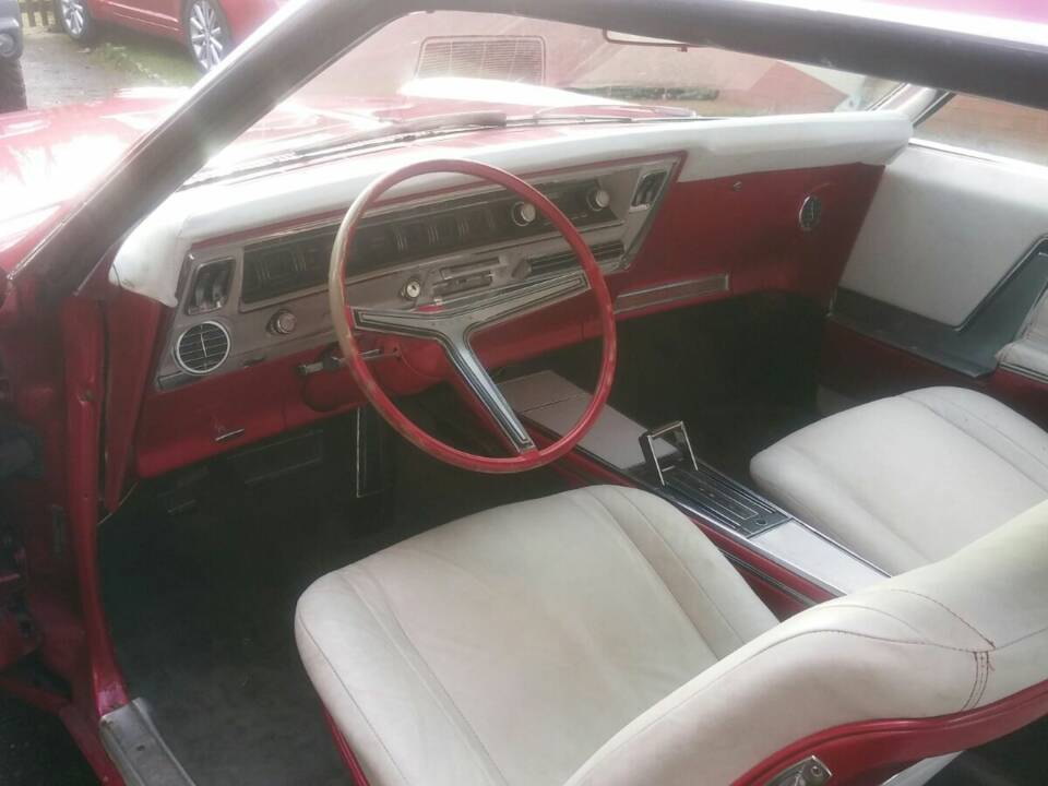 Image 13/17 de Buick Riviera Coupe (1967)