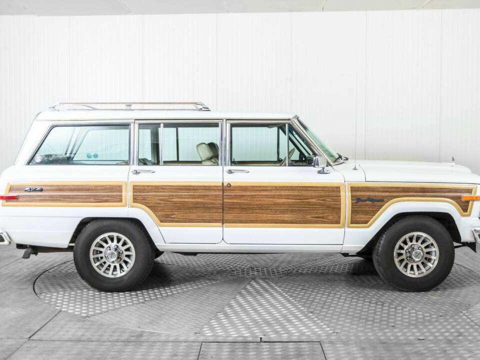 Afbeelding 10/50 van Jeep Wagoneer Limited (1982)