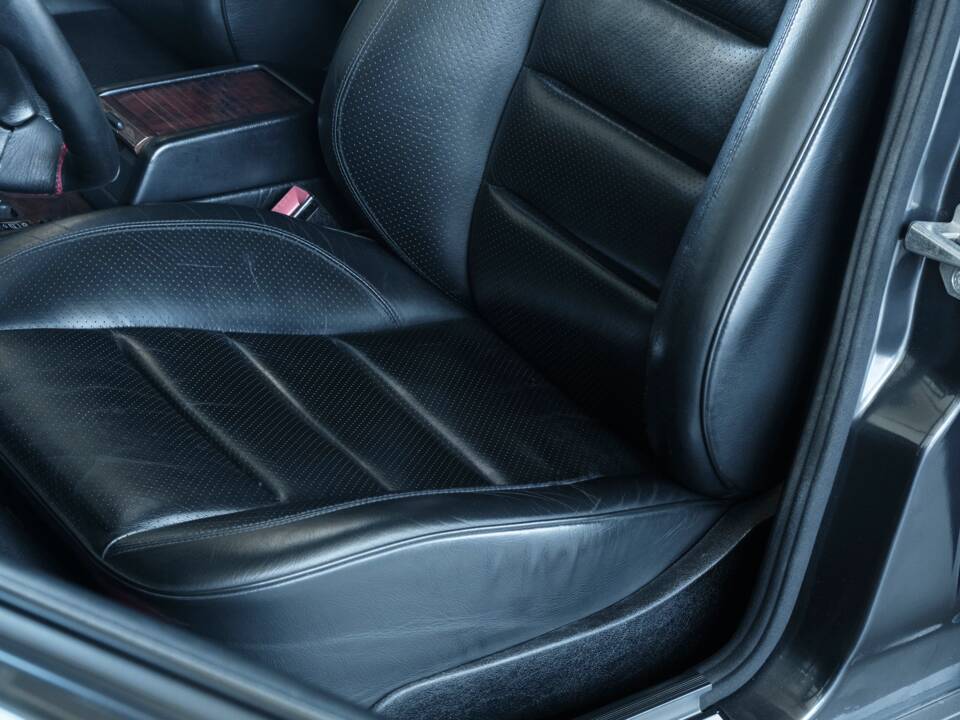 Bild 44/50 von Mercedes-Benz E 500 (1993)