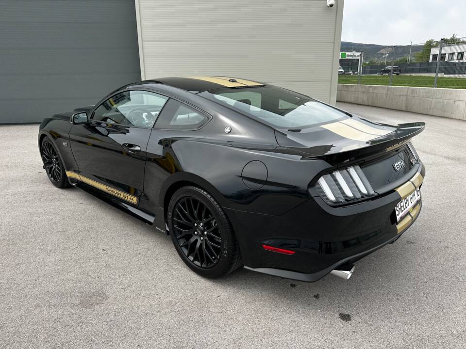 Image 17/44 of Ford Shelby GT/H (2017)