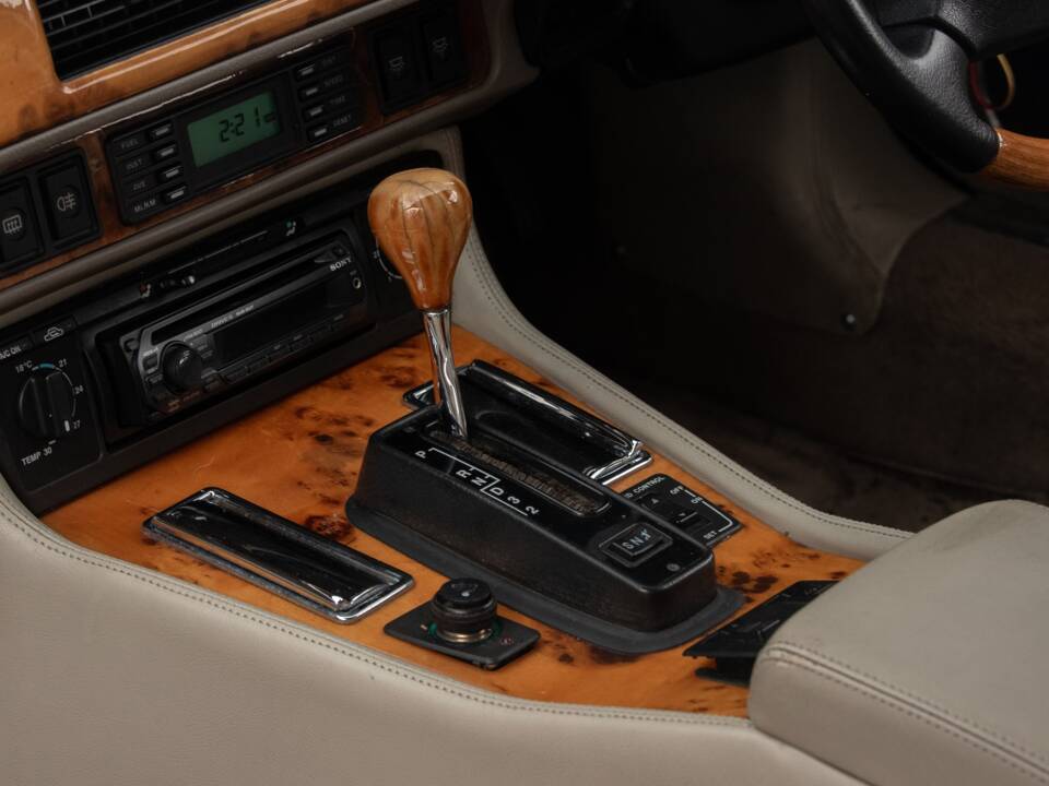 Image 39/50 de Jaguar XJS 4.0 Celebration (1995)