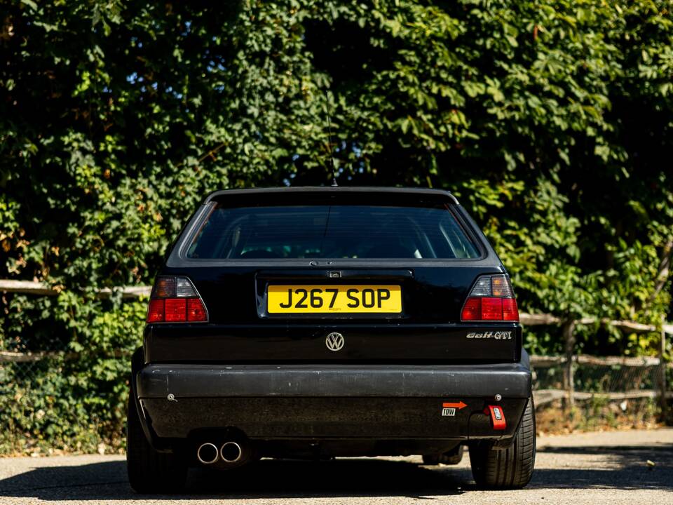 Bild 23/50 von Volkswagen Golf II GTi 1.8 (1991)