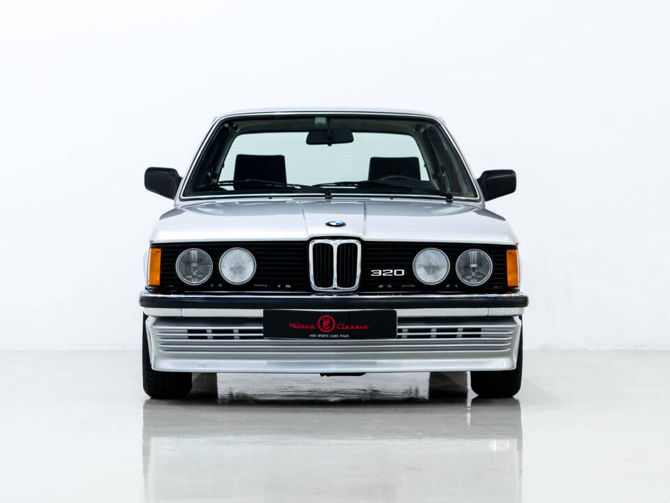 Imagen 2/48 de BMW 320&#x2F;6 (1982)