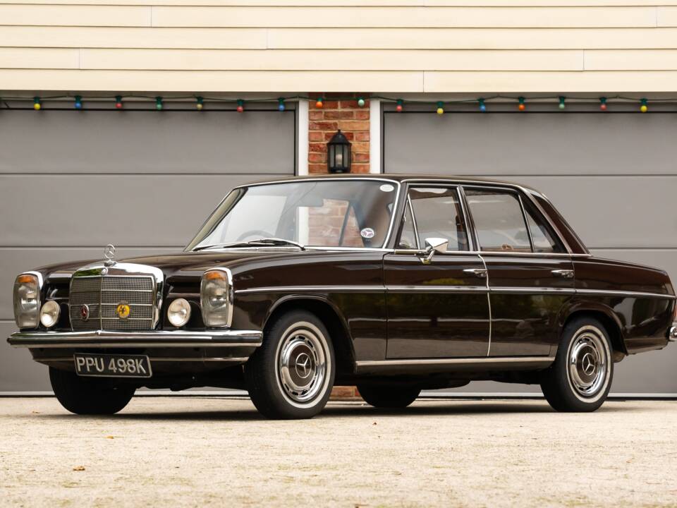 Immagine 1/50 di Mercedes-Benz 220 (1971)