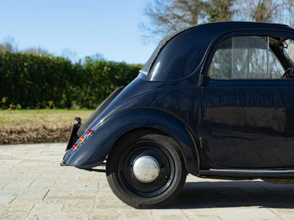 Image 32/50 de FIAT 500 B Topolino (1948)