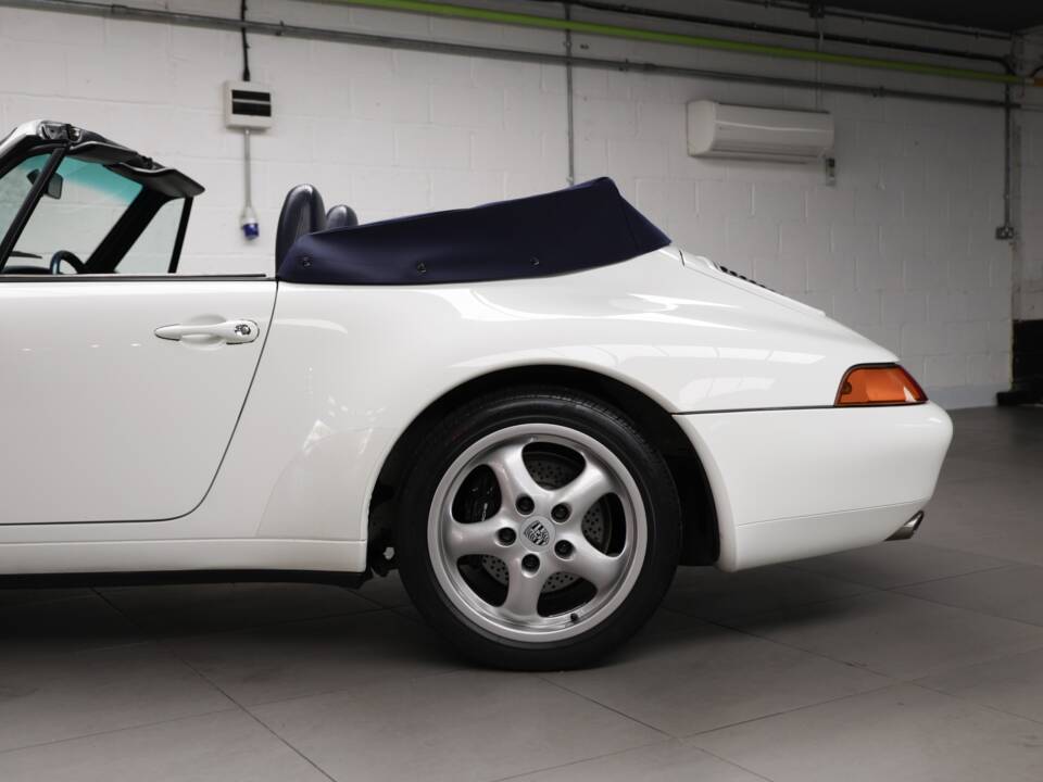 Afbeelding 44/50 van Porsche 911 Carrera (1994)