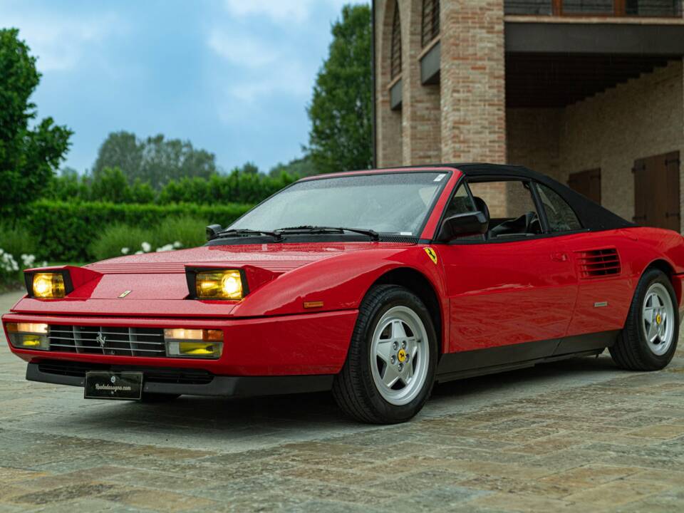 Image 10/50 of Ferrari Mondial T (1991)