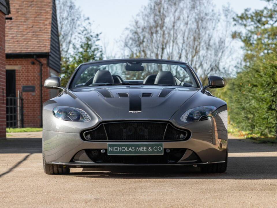 Bild 4/84 von Aston Martin V12 Vantage AMR Roadster (2018)