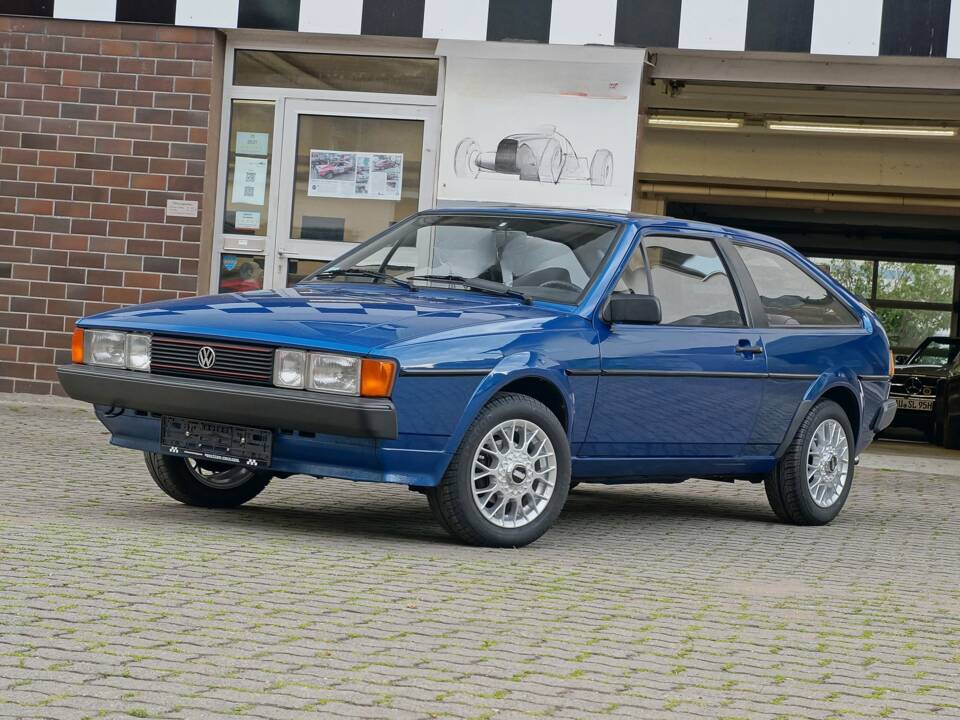 Bild 1/20 von Volkswagen Scirocco II GT (1984)