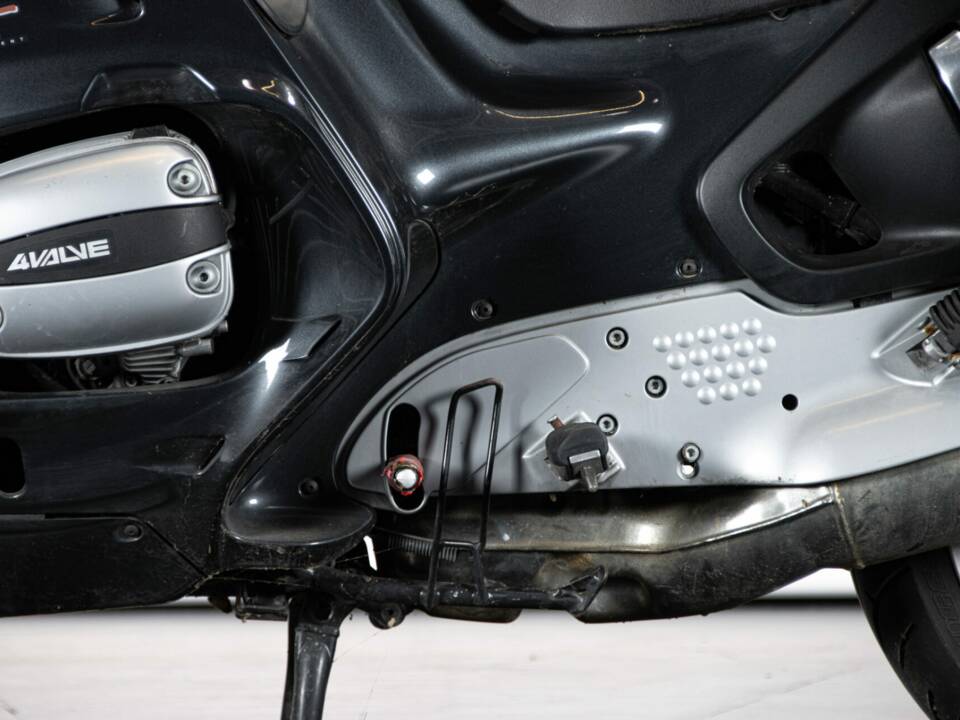 Image 11/50 de BMW R 1100 RT (1998)
