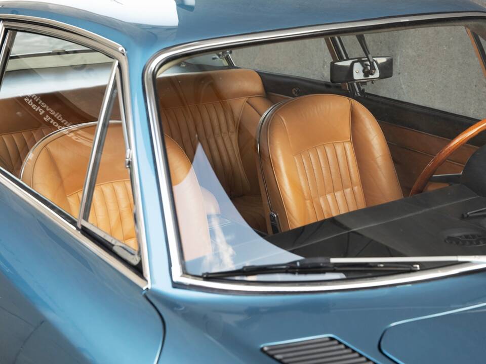 Image 31/40 of Ferrari 365 GT 2+2 (1969)