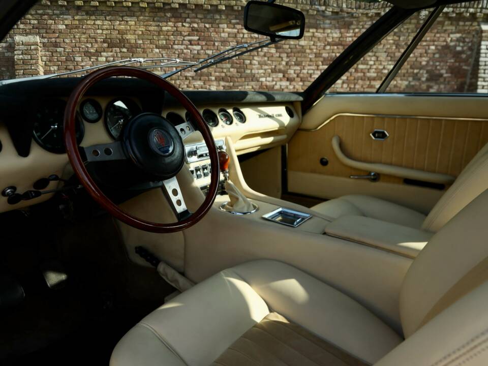 Image 43/50 de Maserati Indy 4700 (1971)