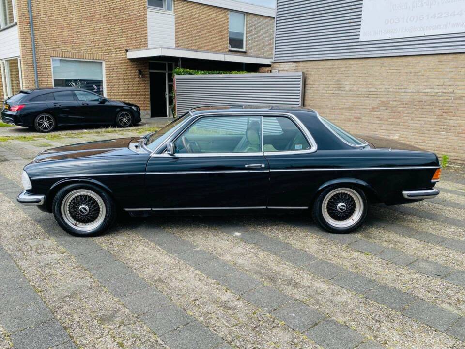 Image 26/50 de Mercedes-Benz 230 C (1980)