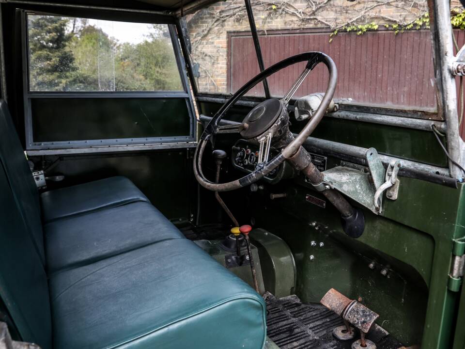 Image 4/34 of Land Rover 86 (1953)