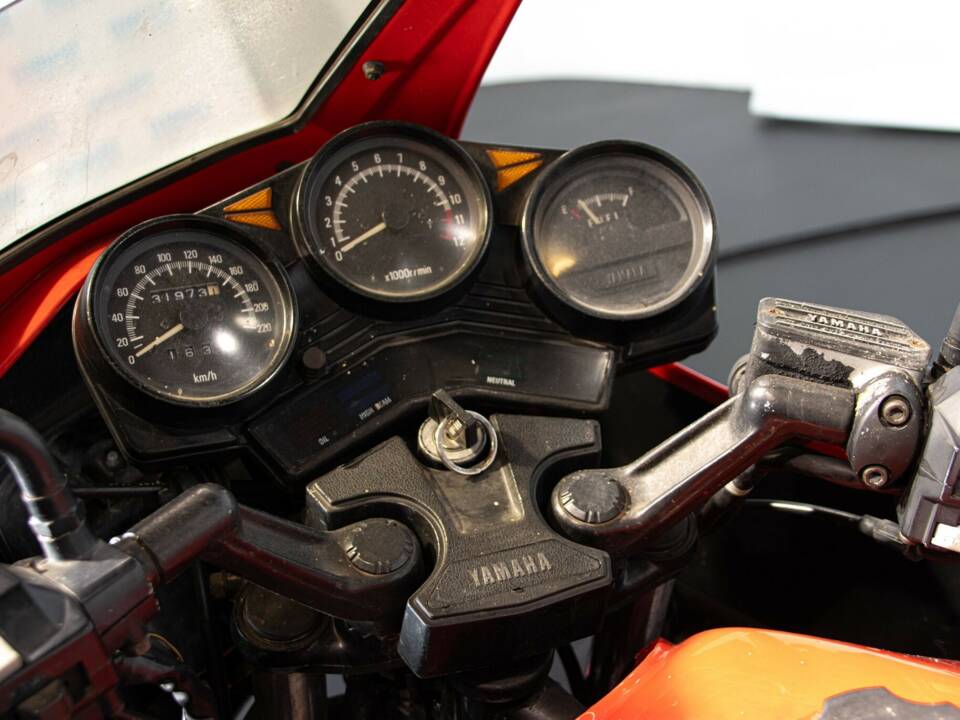 Image 49/50 of Yamaha XJ 600 (1984)
