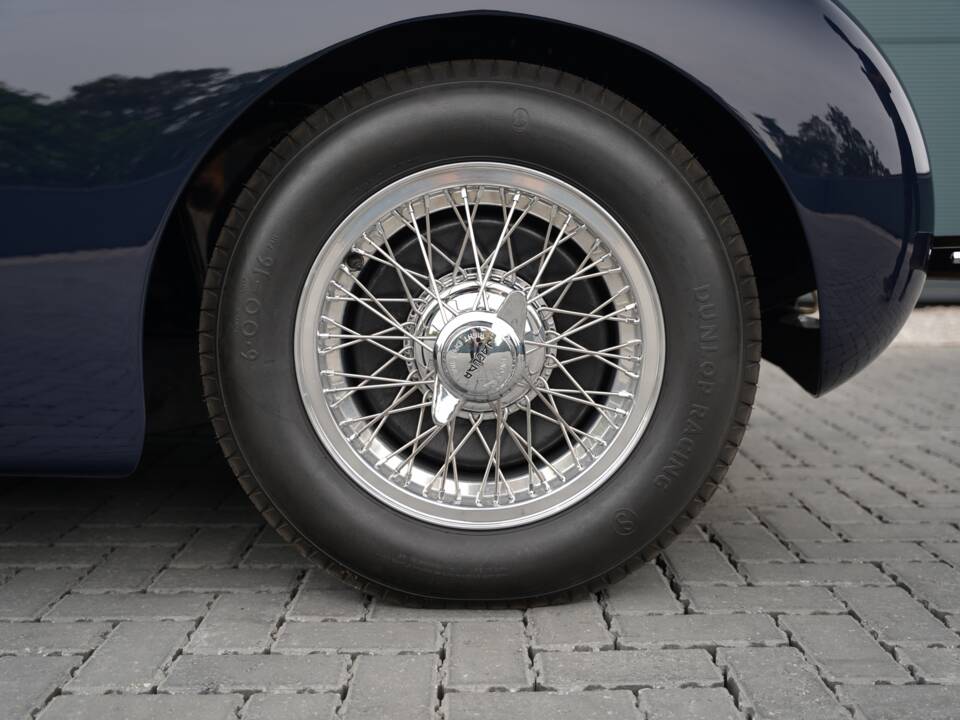 Bild 43/50 von Jaguar XK 120 SE OTS (1954)