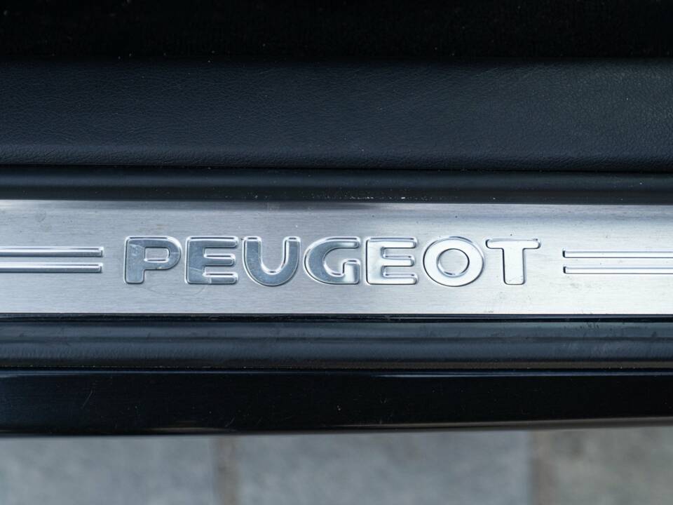 Bild 40/50 von Peugeot 307 CC 2.0i (2004)