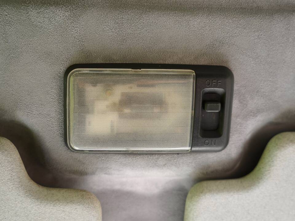 Image 84/96 of Land Rover Defender 90 (1995)