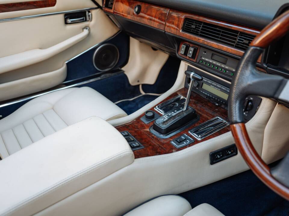 Bild 26/50 von Jaguar XJ-S H.E. (1989)