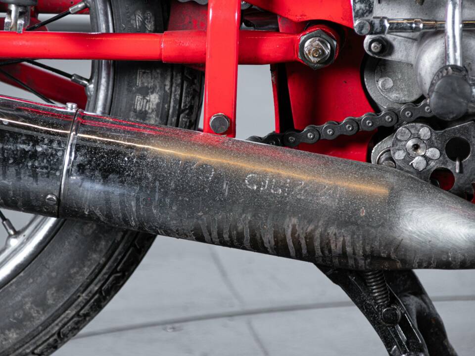 Image 31/50 of Moto Guzzi DUMMY (1955)