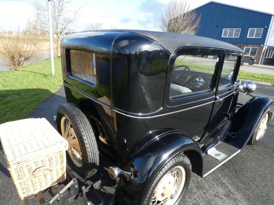 Immagine 8/43 di Ford Model A Tudor Sedan (1931)