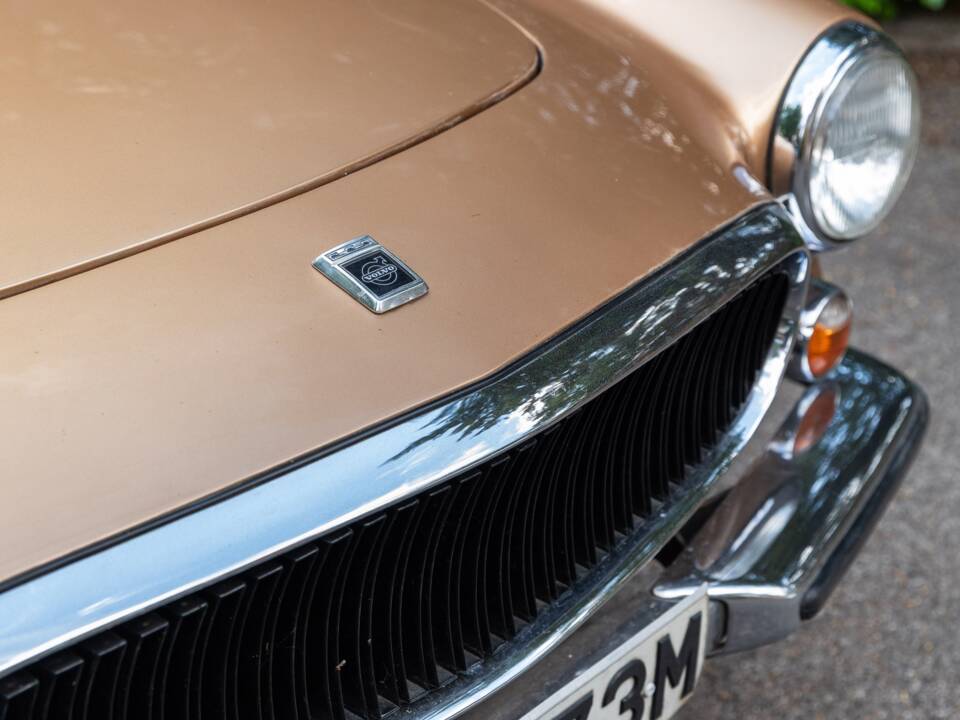 Image 16/50 of Volvo 1800 ES (1973)