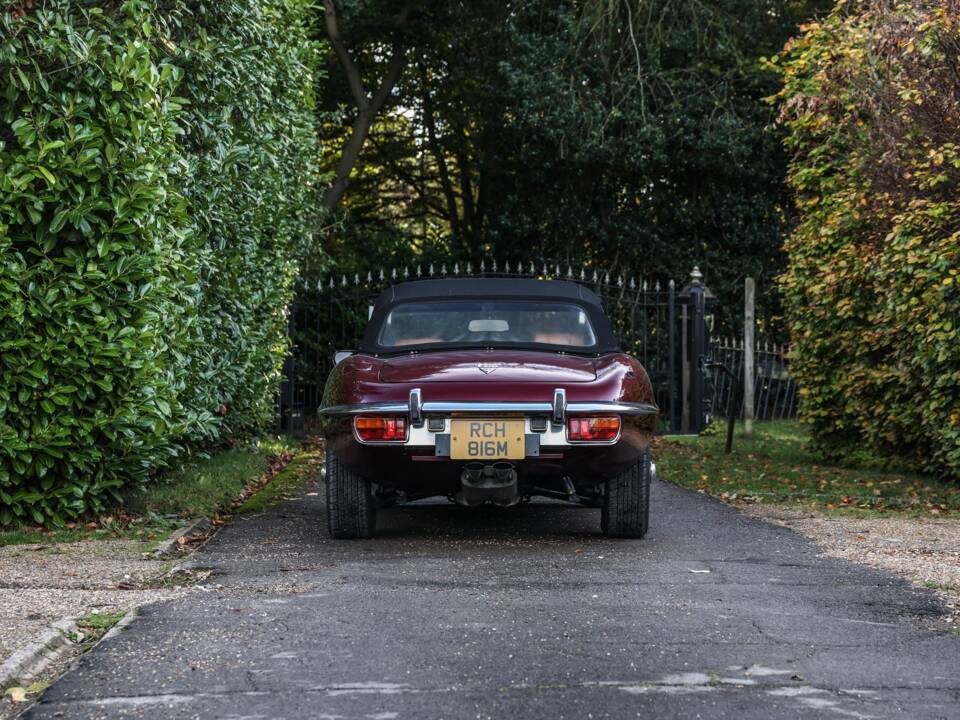 Bild 8/31 von Jaguar E-Type V12 (1974)