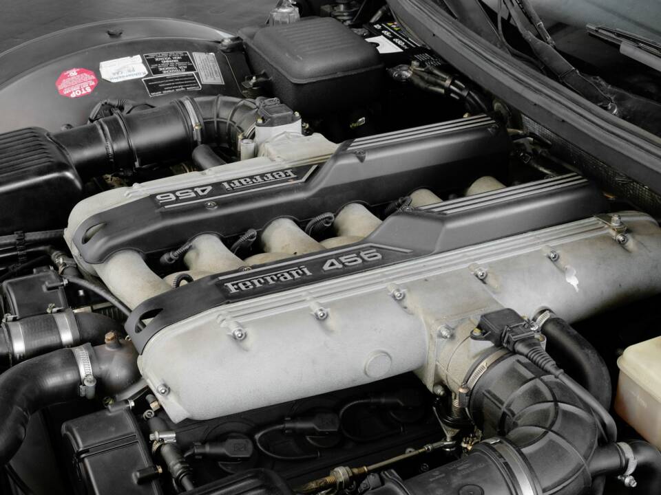 Imagen 33/50 de Ferrari 456 GTA (1997)