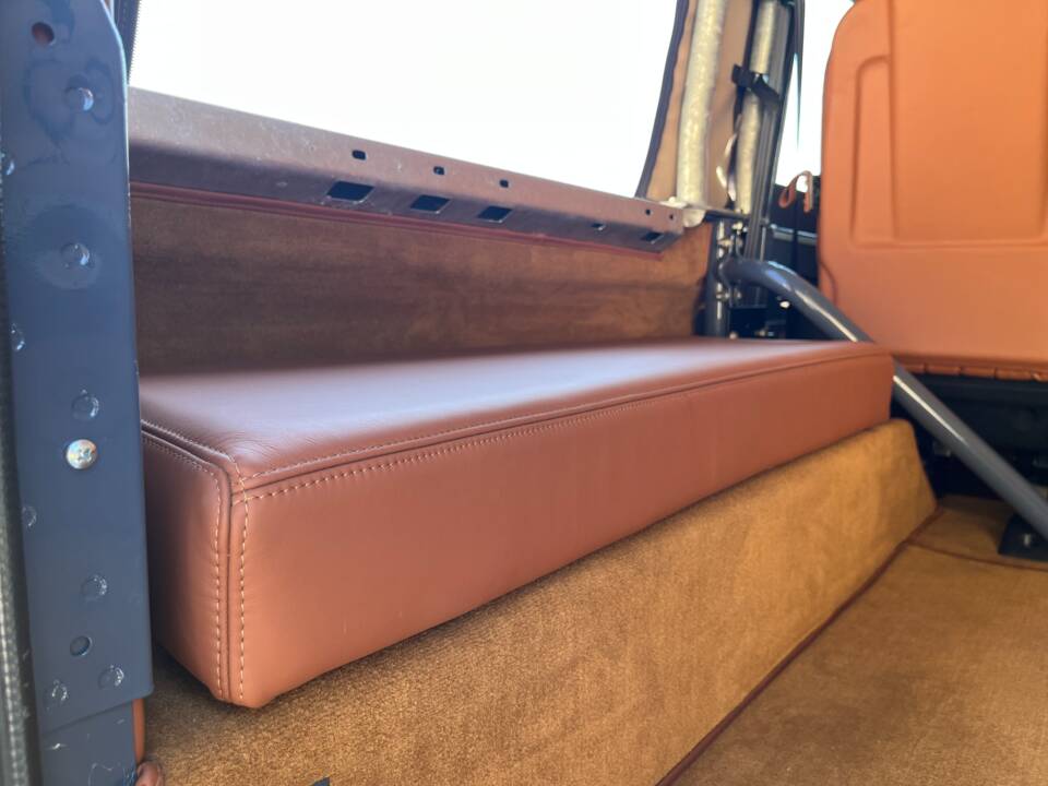Bild 69/100 von Land Rover Defender 110 (2014)