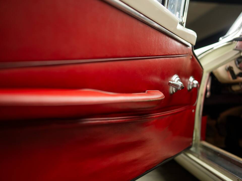 Bild 38/99 von Maserati 3500 GT Touring (1959)