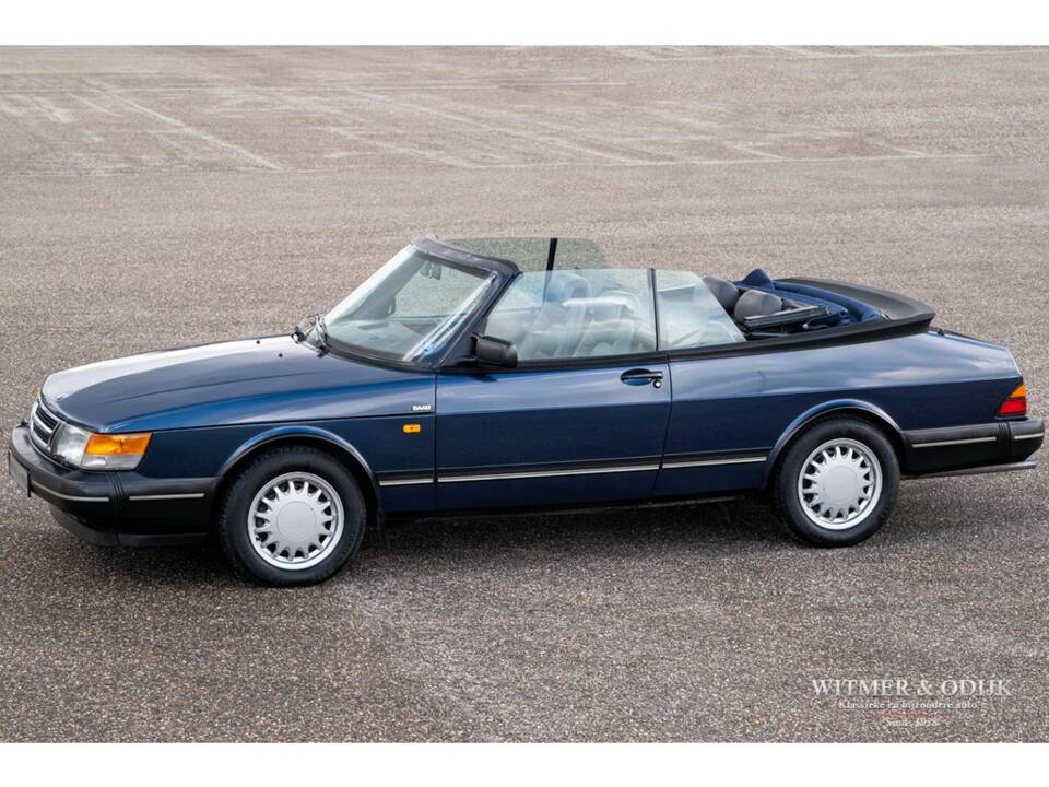 Image 13/32 of Saab 900 Turbo (1992)