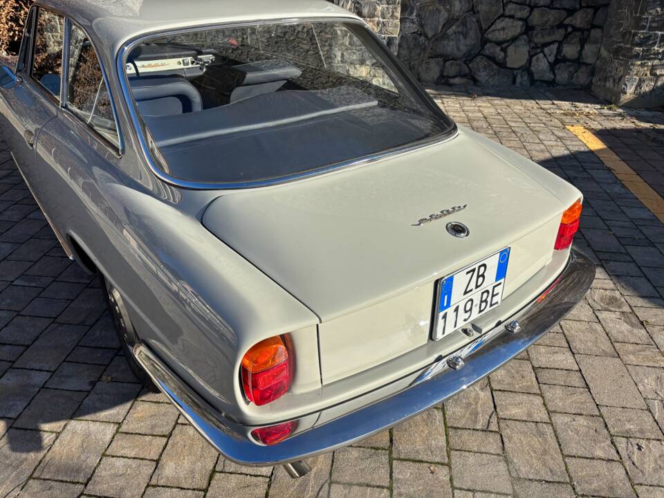 Bild 31/32 von Alfa Romeo 2600 Sprint (1963)