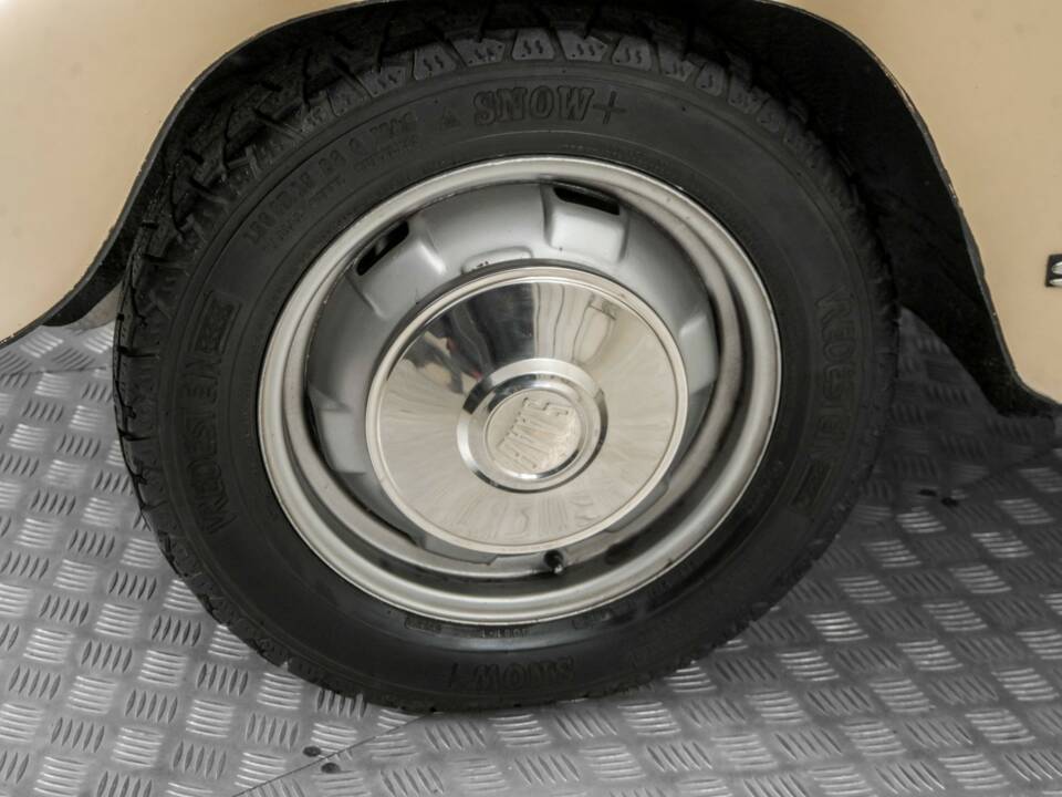 Image 23/50 de Saab 96 V4 (1971)