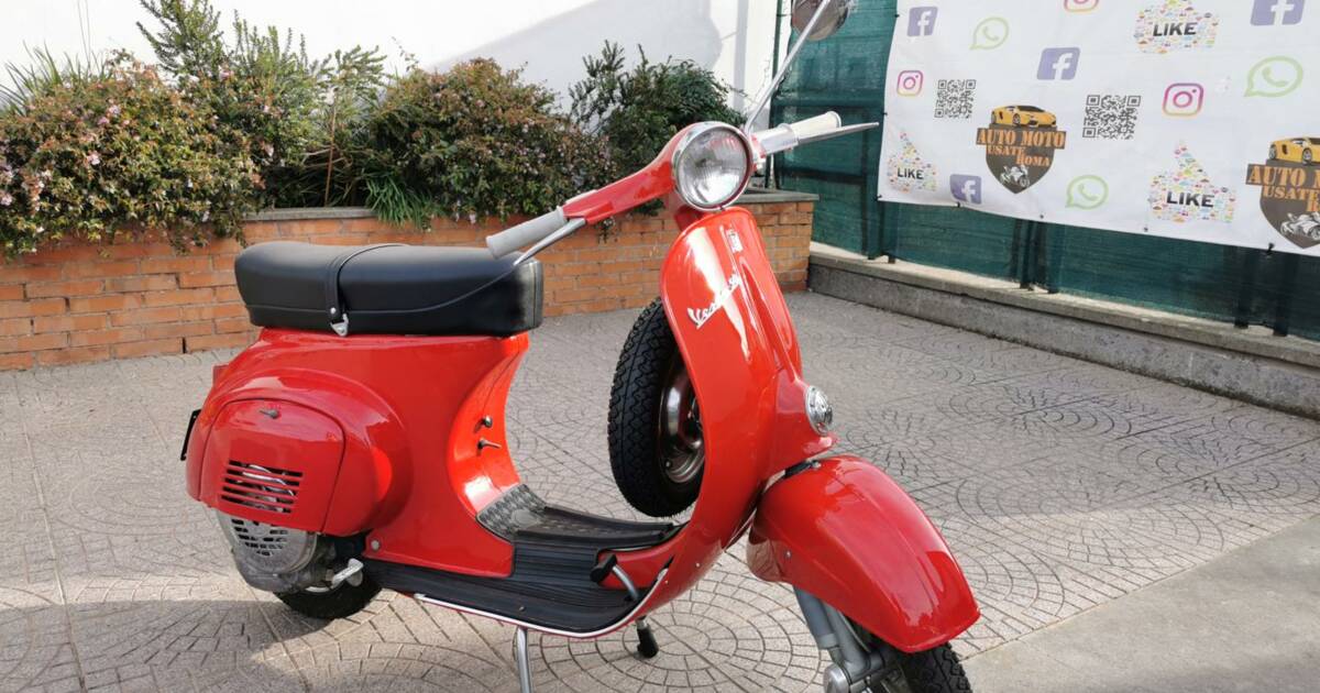 Piaggio Vespa Vendita Moto Piaggio Vespa Gts 300 Vendita Vespa