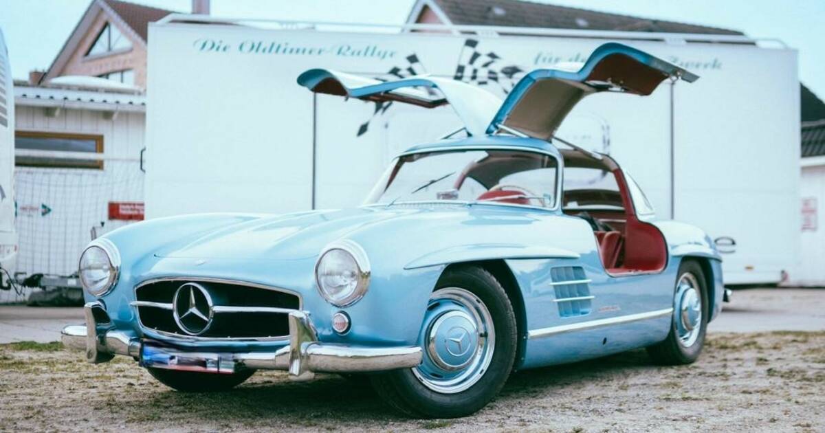 For Sale: Mercedes-Benz 300 SL 