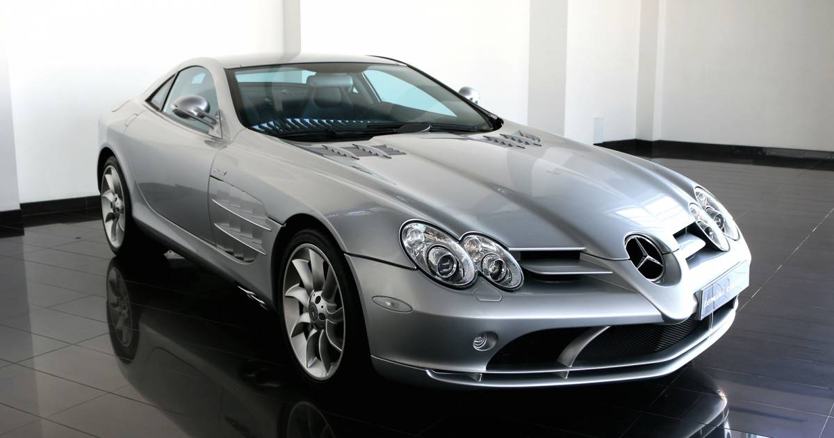 For Sale: Mercedes-Benz SLR McLaren (2004) offered for GBP 239,946