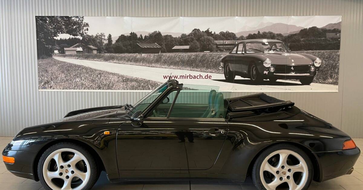 Modèle Réduit Burago 1/18 Porsche 911 Carrera 1997 Jaune - Occasion, Parfait Pour Collection Ou Déco